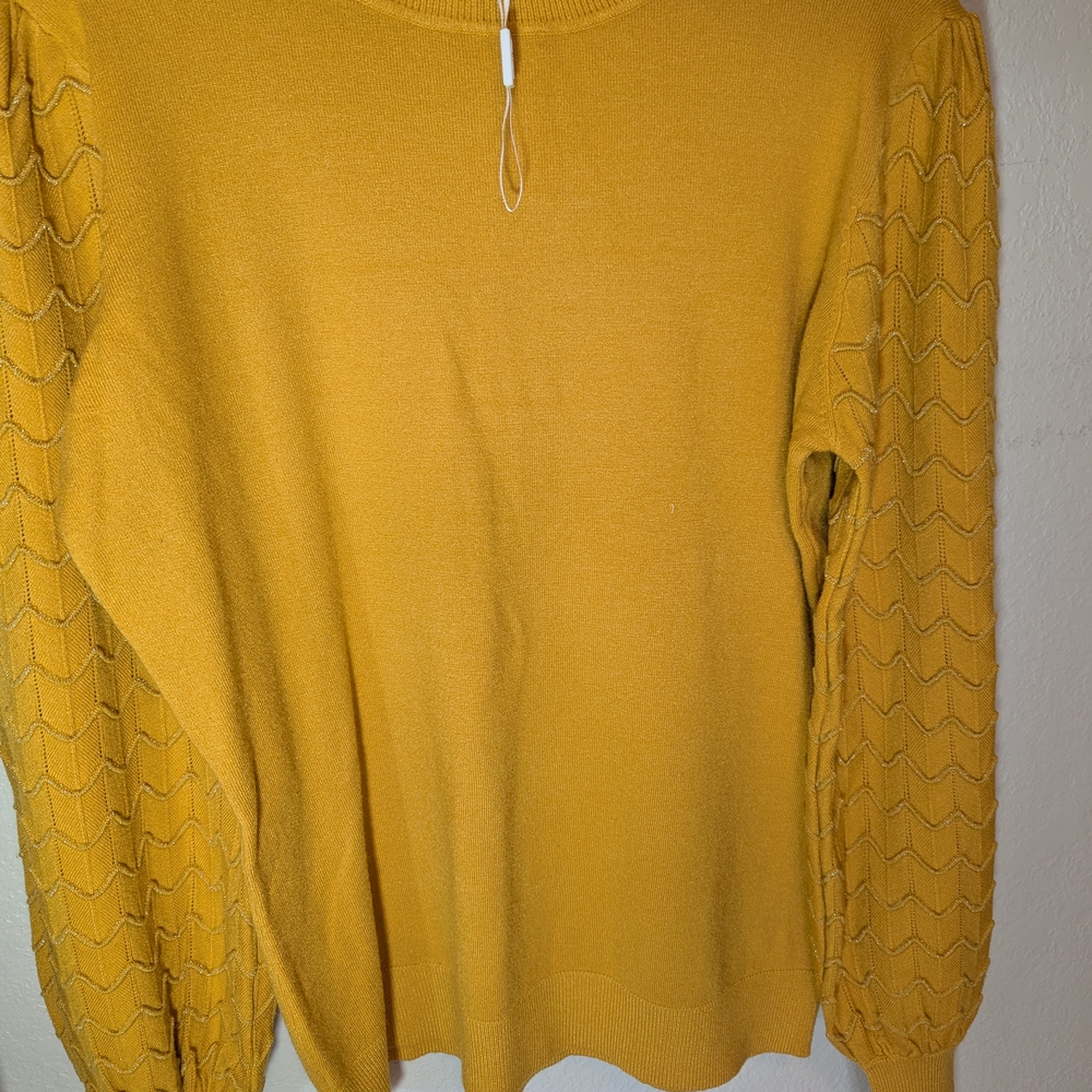 Vida Milano Golden Knit Sweater